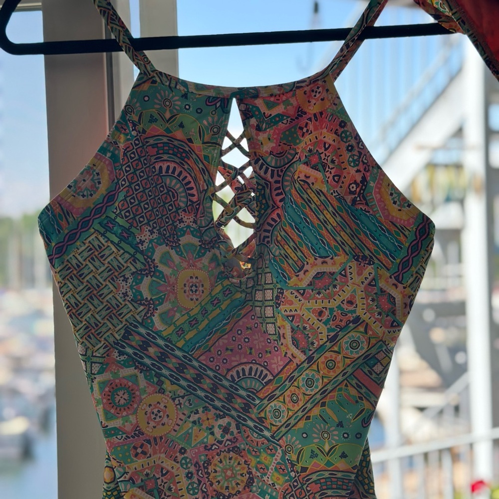 Colorful Patterned Tankini Set - Picture 6 of 8